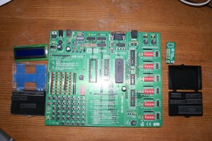 EasydsPIC4 Development board